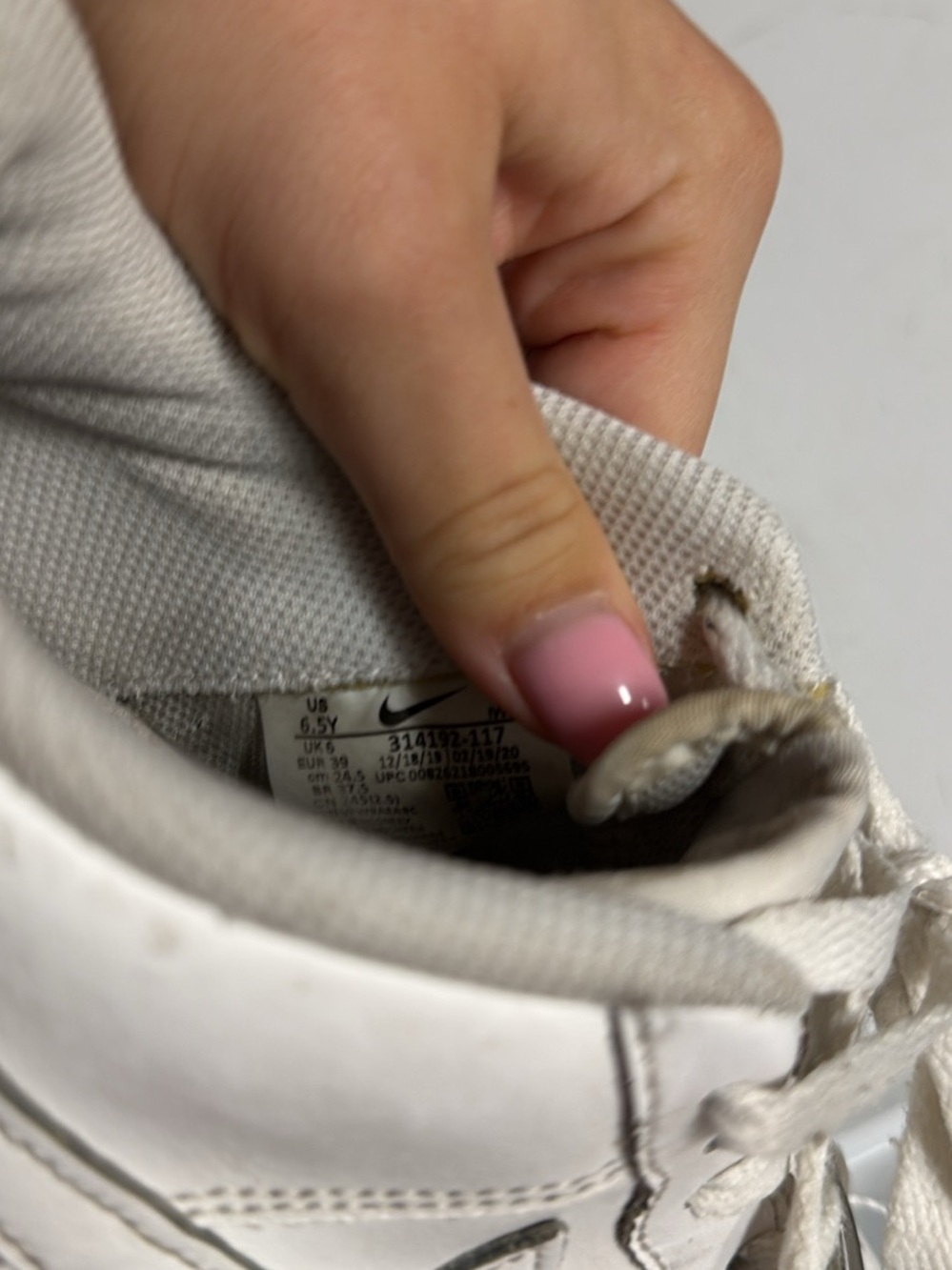 Kids White Leather Sneakers Nike Air Force size 6.5Y - Picture 4 of 4